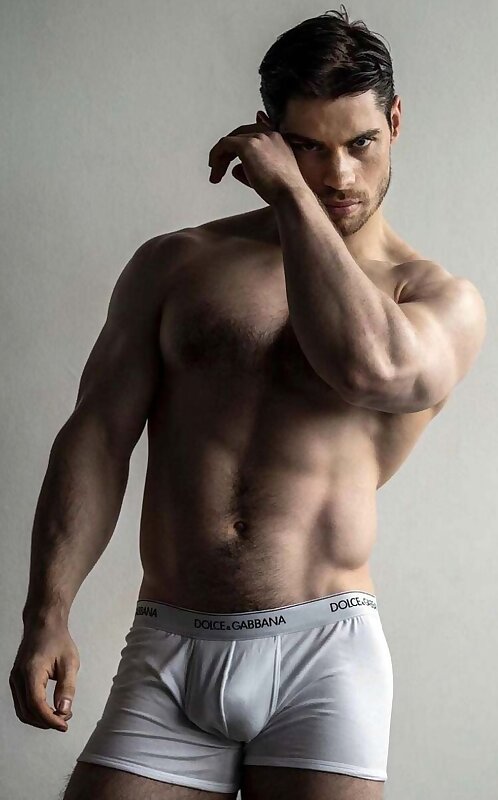Next Image >>