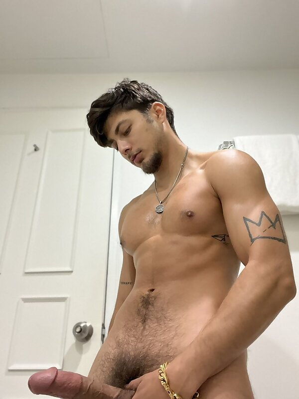 Next Image >>