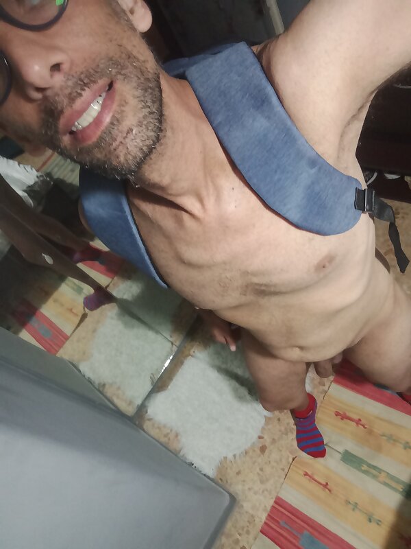 Next Image >>