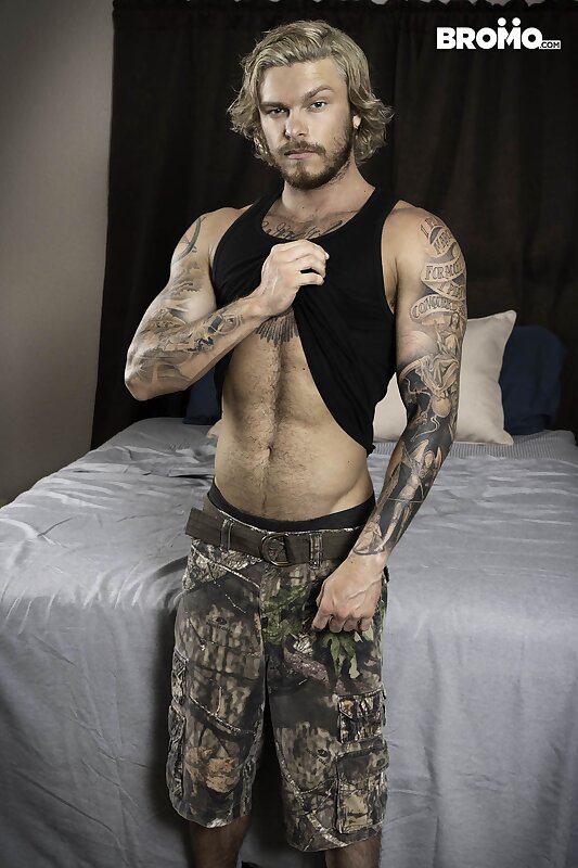 Next Image >>