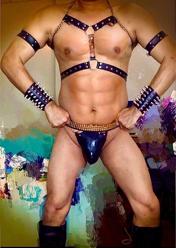 Next Image >>