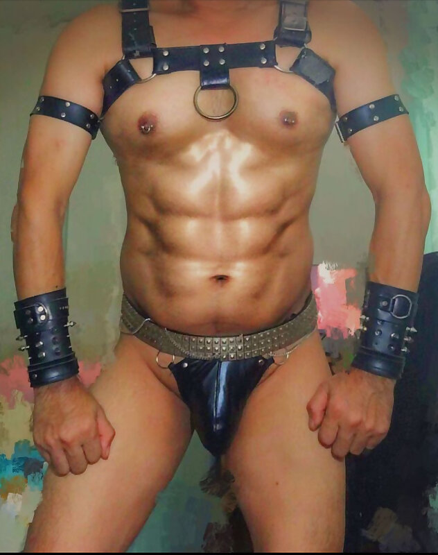 Next Image >>