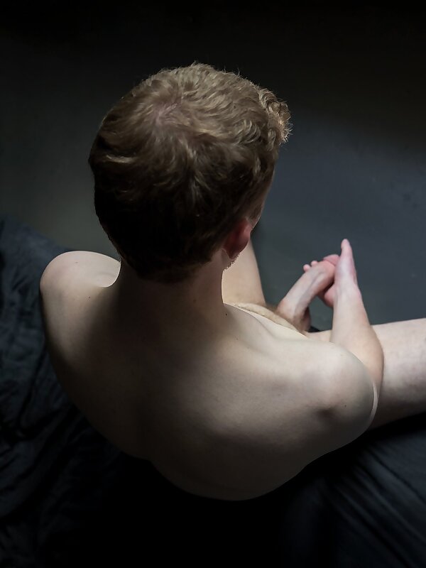 Next Image >>