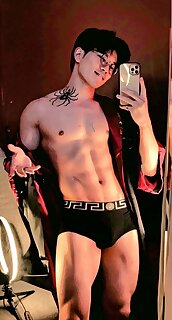 Wei2aes - BoyFriendTV.com