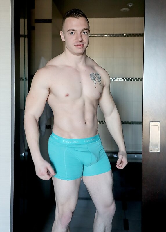 Next Image >>