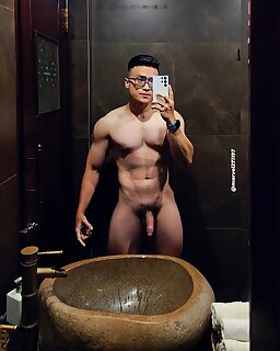 senpai_loui - photo 71 - BoyFriendTV.com