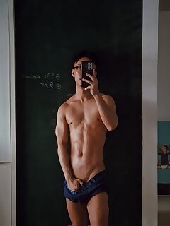 Bromance - BoyFriendTV.com