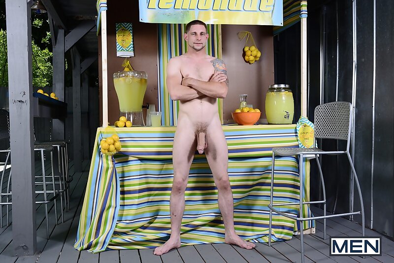 Next Image >>