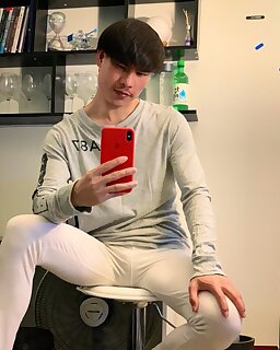 dragonbig - BoyFriendTV.com