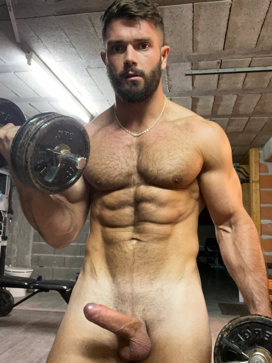 Fabien Sassier unleashes his power with raw abandon