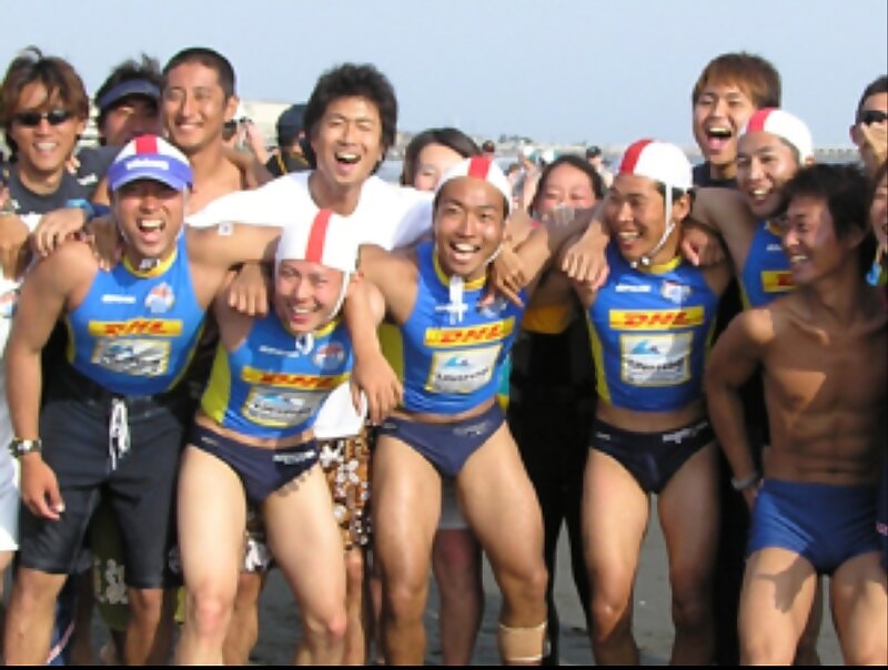 Next Image >>