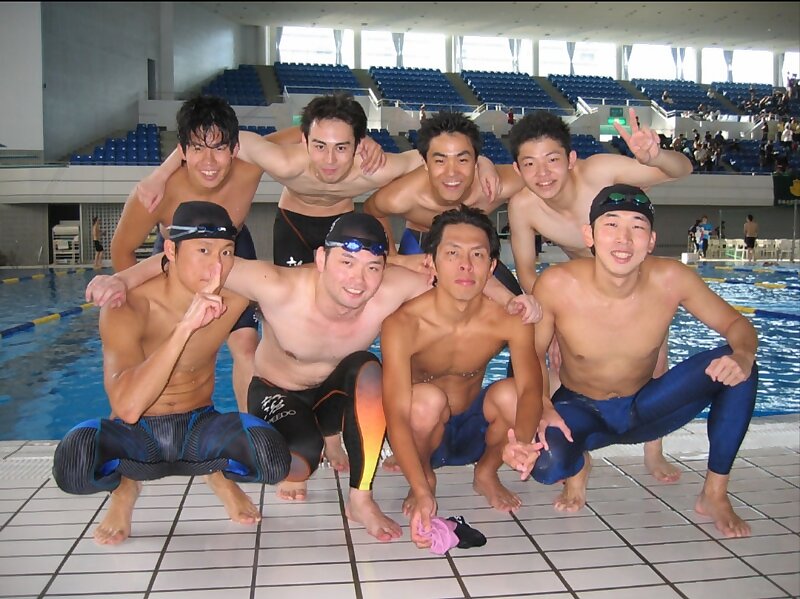 Next Image >>
