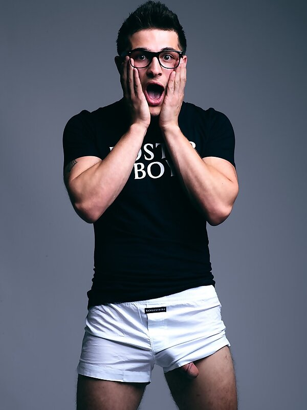 Next Image >>