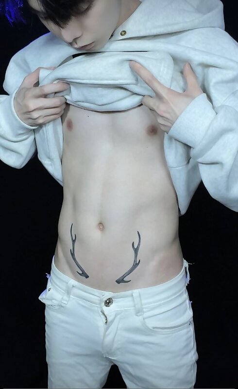 Next Image >>