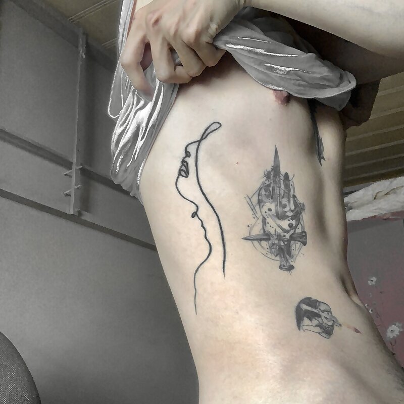 Next Image >>