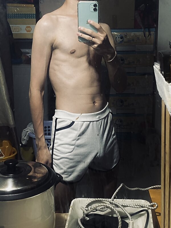 Next Image >>