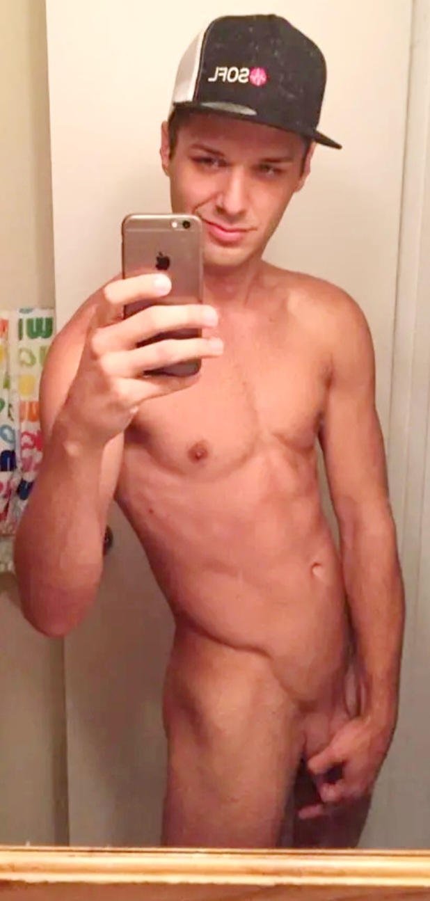Nude Gay Men 16 Photo 25