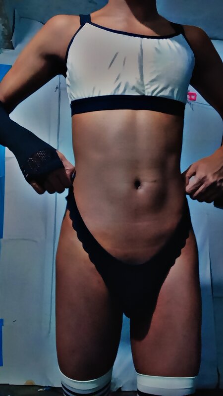 Next Image >>
