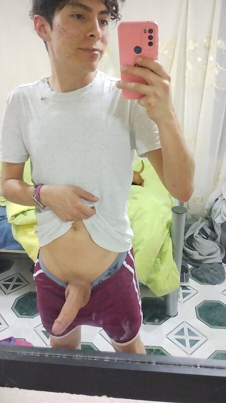 Next Image >>