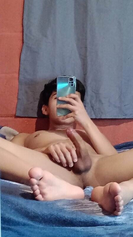 Next Image >>