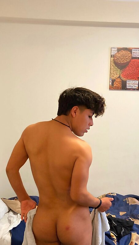 Next Image >>