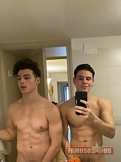 Nick and Pierre - фото 24 - BoyFriendTV.com