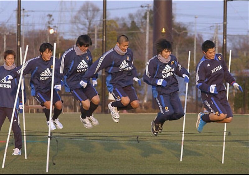 Next Image >>