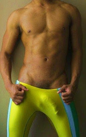 Next Image >>