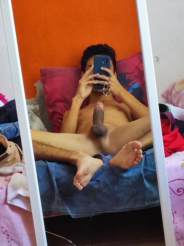 Next Image >>