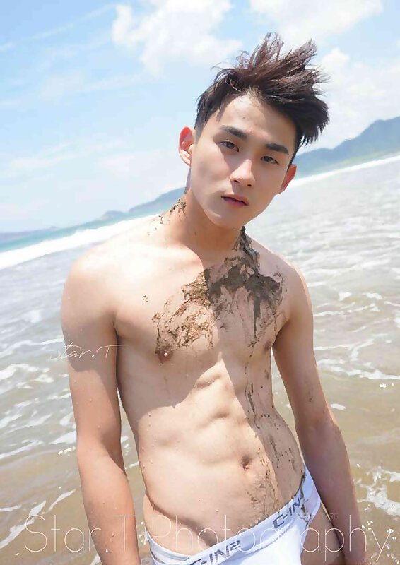 Next Image >>