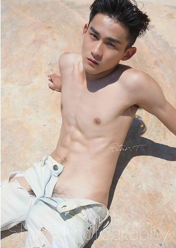 Next Image >>