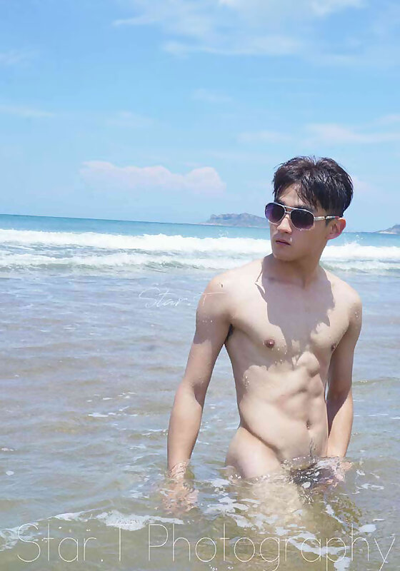 Next Image >>