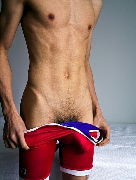 Next Image >>
