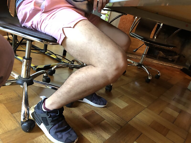 Next Image >>