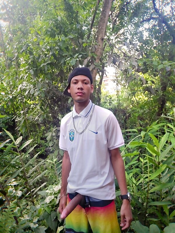 Next Image >>