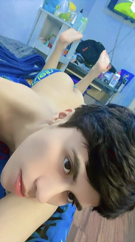 Next Image >>