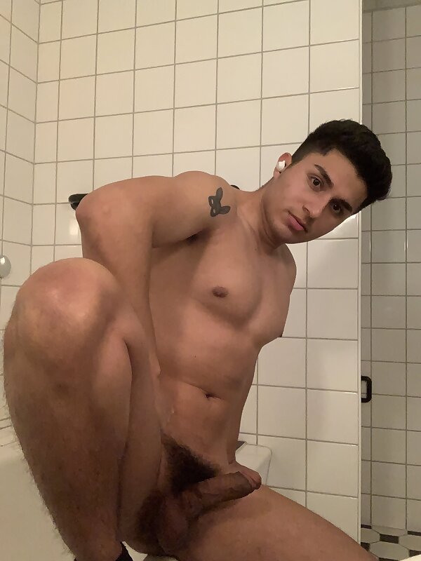 Next Image >>