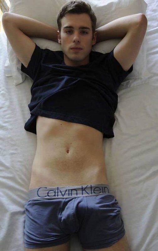 Next Image >>