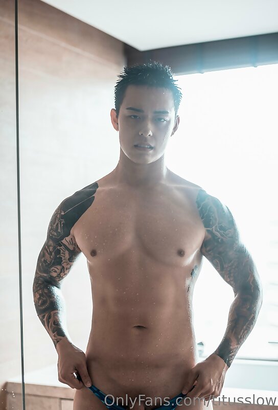 Next Image >>