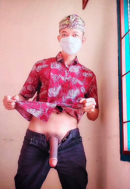 Next Image >>
