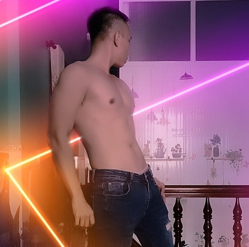 Next Image >>