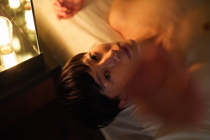 Next Image >>
