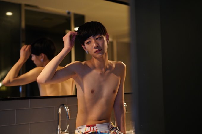 Next Image >>