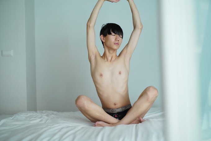 Next Image >>