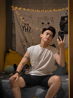 Crush - BoyFriendTV.com