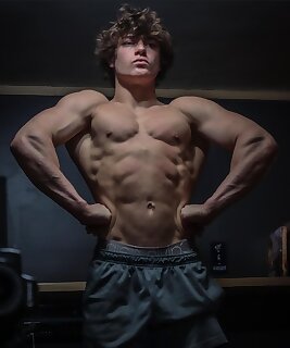 Muscle Gay Mobile Porn Pics and Galleries - Page 12 - BoyFriendTV