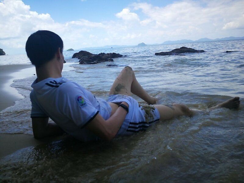 Next Image >>
