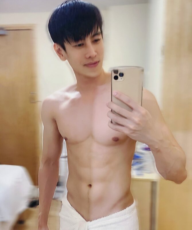 Next Image >>