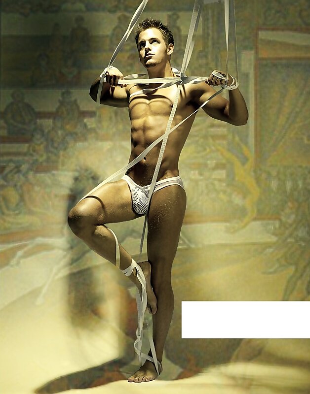 Next Image >>