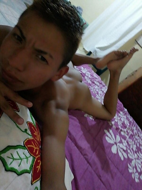 Next Image >>